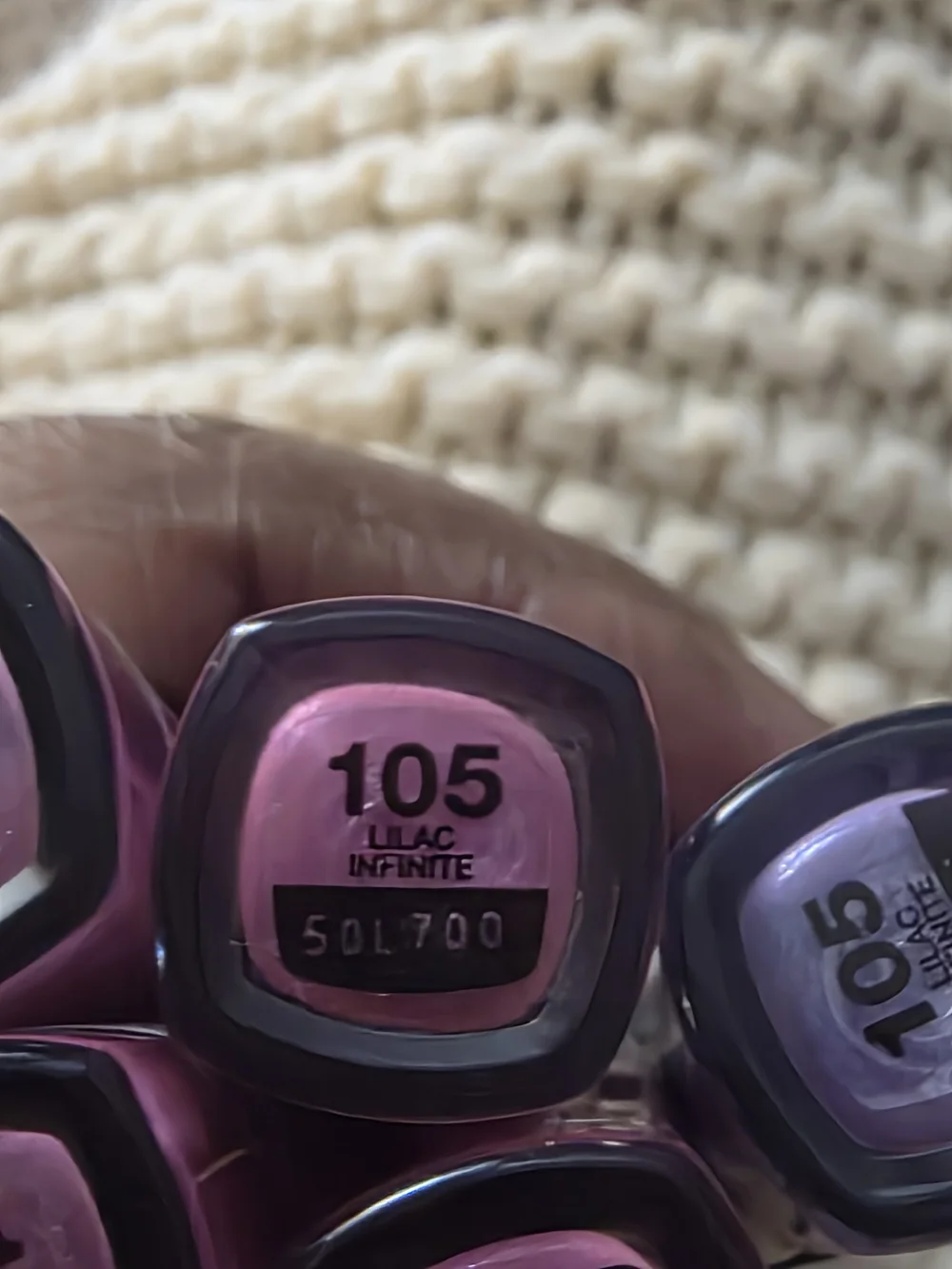 L'Oreal Lilac Infinite 105 Lipstick - Pink